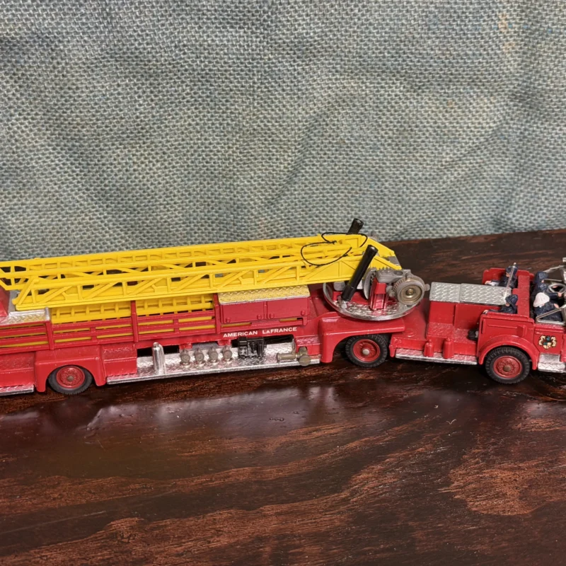 Corgi American LaFrance Rescue Truck - Ph