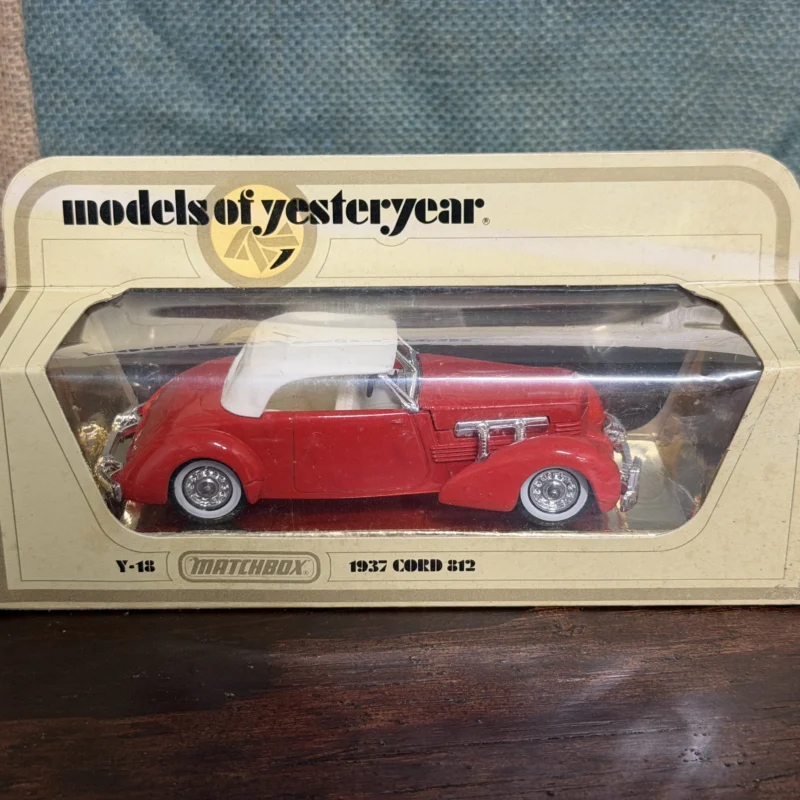 Matchbox Models of Yesteryear 1937 Cord 812 - Ph