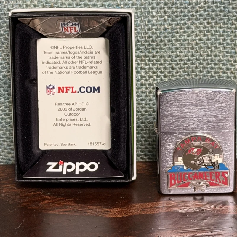 Tampa Bay Buccaneers Zippo New Sealed - Emblem - Ph