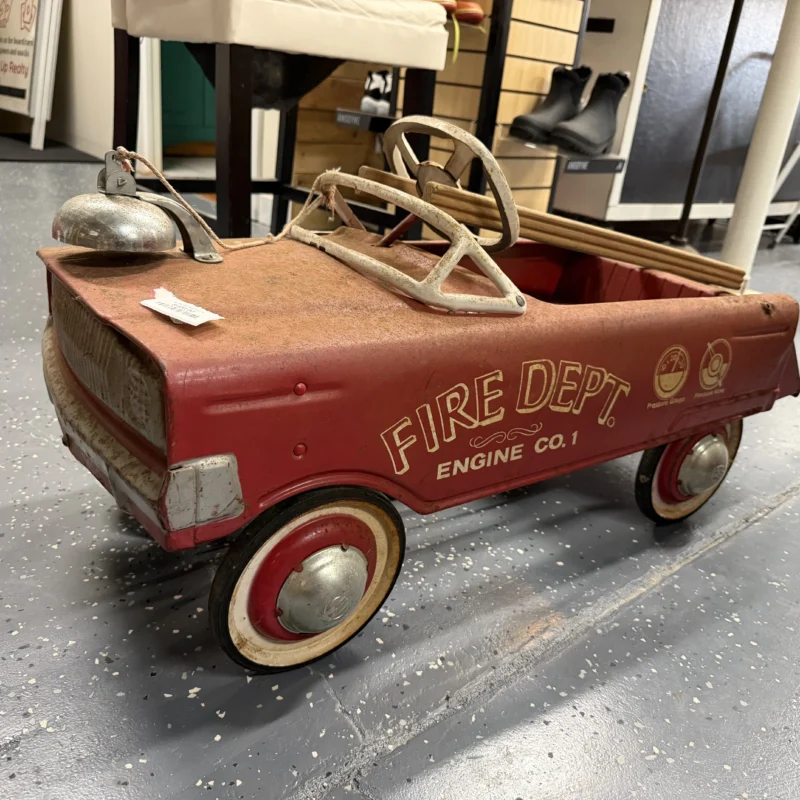 Red Fire Dept Pedal Truck - Ph