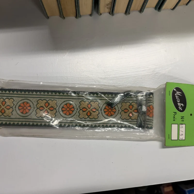 Vintage Floral Strap or Belt - Ph