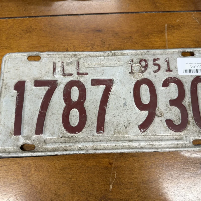 1951 Illinois License Plate (for decoration only) - Ph