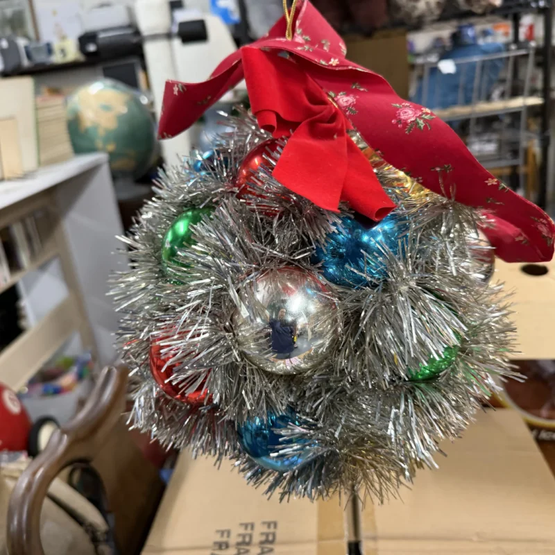 Vintage Kissing Ball Ornament Tinsel - Ph