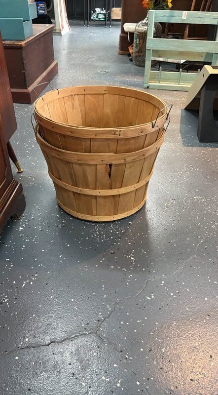 Wooden Bushell Basket - DK