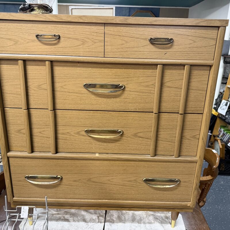 Stylemaker Mid Century Modern 4-Drawer Dresser Chest - JBK